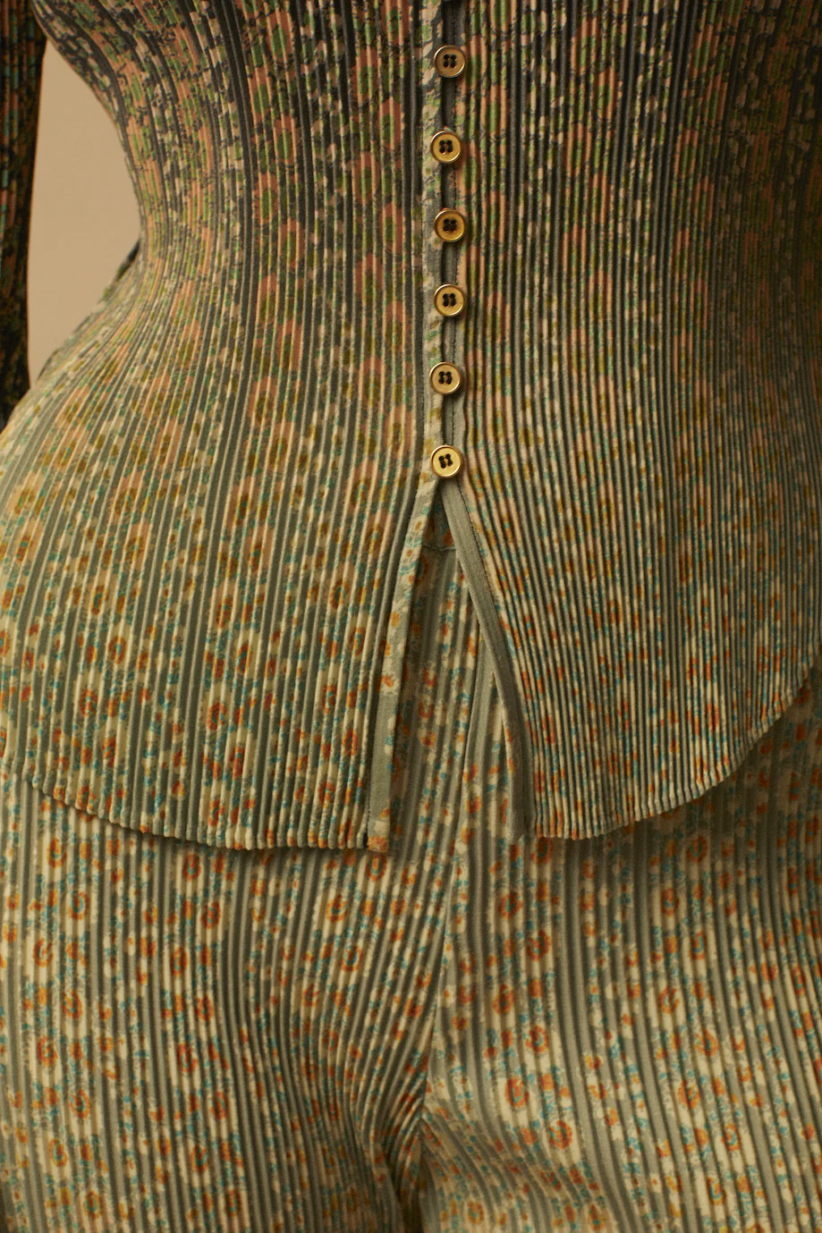 Miniature 4